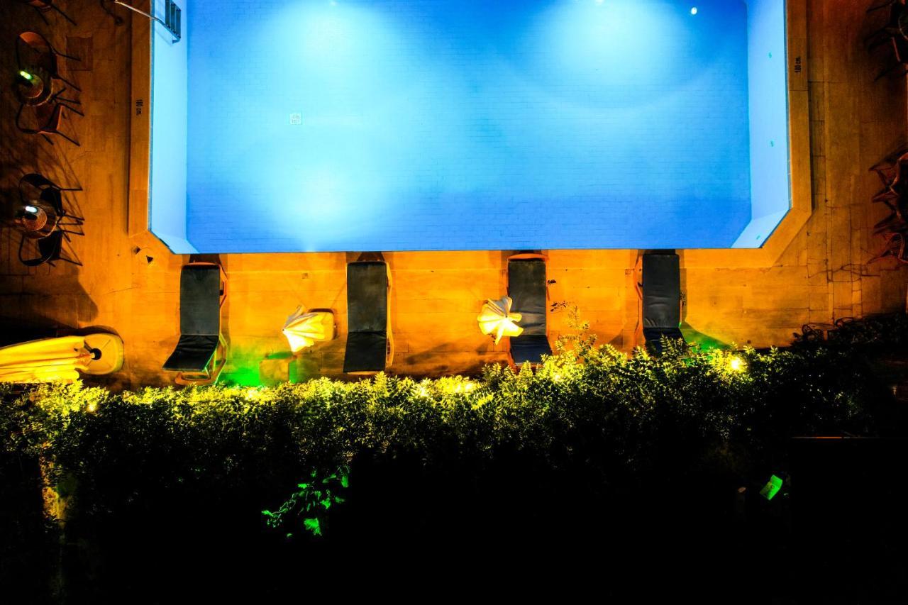 Four Seasons Apart Hotel ダルヤン エクステリア 写真