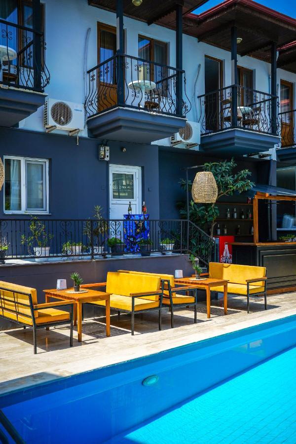 Four Seasons Apart Hotel ダルヤン エクステリア 写真